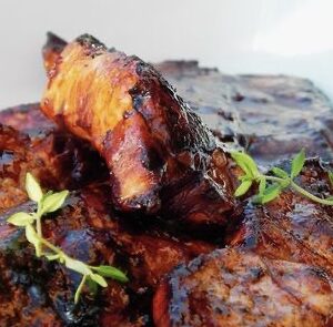 côtes de porc sauce soja +écrasé de pommes de terre aux épices douces